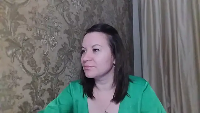 Lauralison online show from July 20, 2026, 7:49 pm