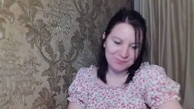 Lauralison online show from August 3, 2026, 9:29 pm