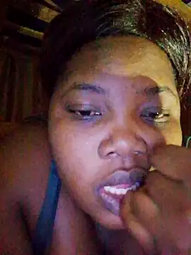 Snapshot of ellena8 chatting on June 18, 2026, 10:36 pm ellena8 online show from June 18, 2026, 10:36 pm