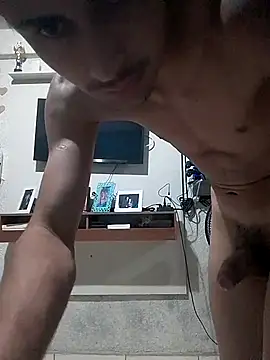 Snapshot of Binhomadeira chatting on July 31, 2026, 12:32 am Binhomadeira online show from July 31, 2026, 12:32 am