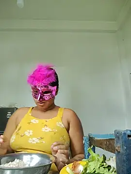 Madugirl online show from June 21, 2026, 7:55 am