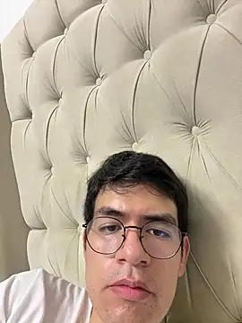 FernanHot69 online show from June 19, 2026, 3:11 am