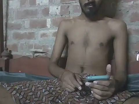 Bengali Hunk025 online show from July 19, 2026, 7:01 am