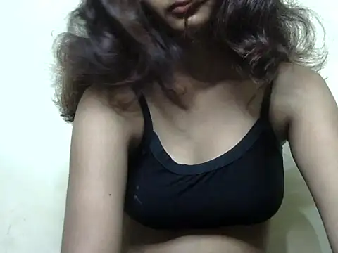 Snapshot of sayana_shrma chatting on June 22, 2026, 3:25 am sayana shrma online show from June 22, 2026, 3:25 am