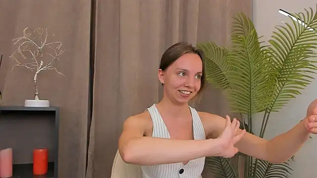 JenPerney online show from June 21, 2026, 4:20 pm