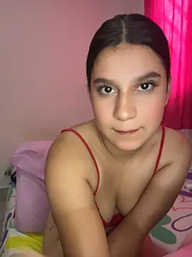 Snapshot of VictoriaSwann_ chatting on August 1, 2026, 2:05 pm VictoriaSwann online show from August 1, 2026, 2:05 pm