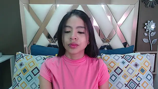 Amara Connors online show from July 11, 2026, 2:53 pm