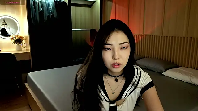 Snapshot of miko_kimura chatting on October 24, 2025, 5:20 pm miko kimura online show from October 24, 2025, 5:20 pm