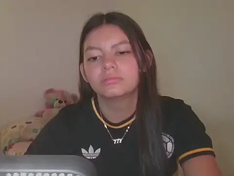 Snapshot of sophie_andradee_ chatting on June 23, 2026, 9:02 pm sophie andradee online show from June 23, 2026, 9:02 pm