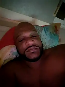 Snapshot of PaddyBlack chatting on July 2, 2026, 11:33 pm PaddyBlack online show from July 2, 2026, 11:33 pm