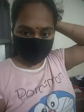 Snapshot of Lundpakadu chatting on July 12, 2026, 6:32 pm Lundpakadu online show from July 12, 2026, 6:32 pm