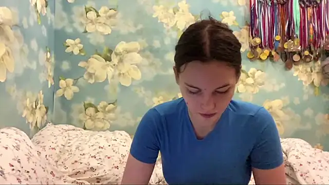 Anorislos16 online show from August 5, 2026, 5:38 pm