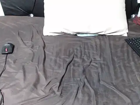 ShamilCruzXx online show from July 5, 2026, 10:39 pm
