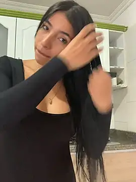 VIOLETA-1122 online show from June 23, 2026, 1:09 pm