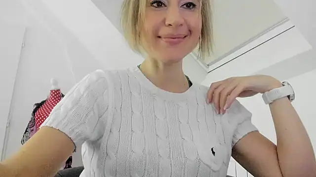 Ssoniaaa online show from January 25, 2025, 8:53 am