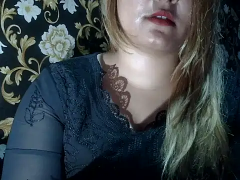 Sexyy Sana online show from July 1, 2026, 6:07 pm