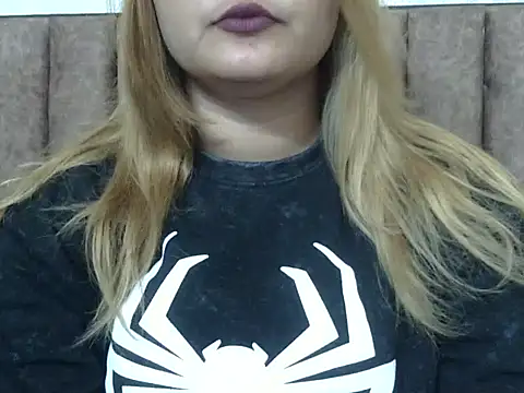 Sexyy Sana online show from July 2, 2026, 7:31 pm