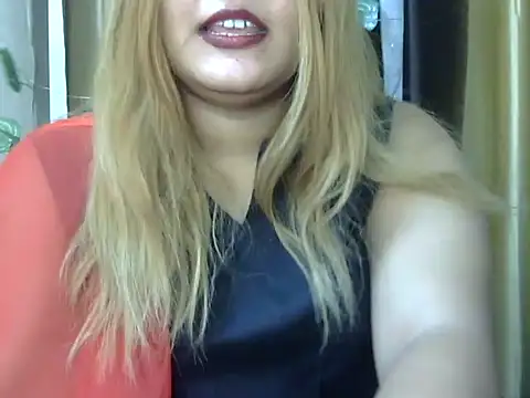 Sexyy Sana online show from July 15, 2026, 5:40 pm
