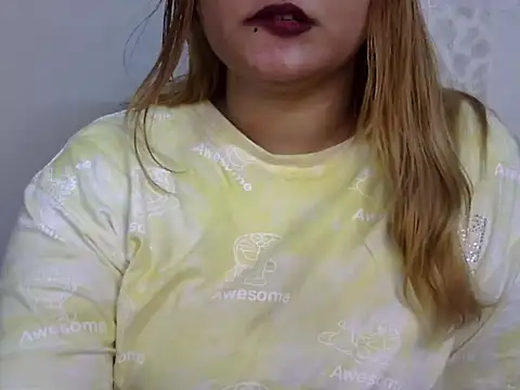 Sexyy Sana online show from August 6, 2026, 3:25 pm