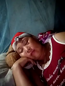 NyloveSquirt online show from July 8, 2026, 8:35 pm