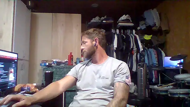 Snapshot of midwestkinkster580 chatting on July 7, 2026, 5:54 am midwestkinkster580 online show from July 7, 2026, 5:54 am