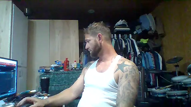 Snapshot of midwestkinkster580 chatting on July 14, 2026, 5:45 am midwestkinkster580 online show from July 14, 2026, 5:45 am