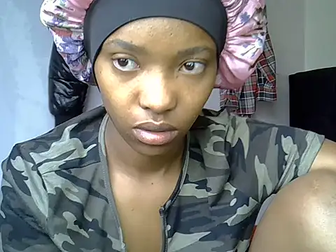 Snapshot of pretty_jaz chatting on June 27, 2026, 6:51 am pretty jaz online show from June 27, 2026, 6:51 am