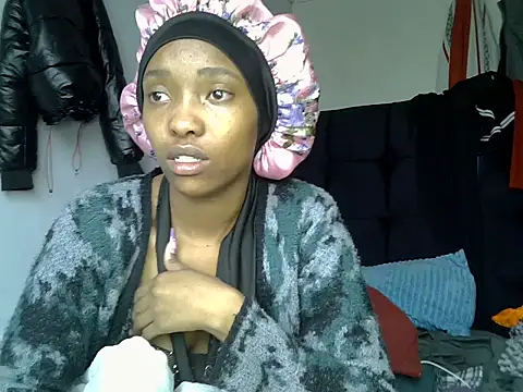 Snapshot of pretty_jaz chatting on June 30, 2026, 6:47 am pretty jaz online show from June 30, 2026, 6:47 am