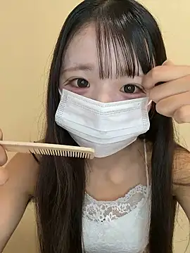 Snapshot of risa_____ chatting on June 24, 2026, 9:41 am risa online show from June 24, 2026, 9:41 am
