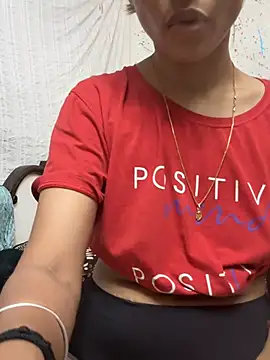 Snapshot of Romantic_couple69 chatting on July 25, 2026, 7:06 am Romantic couple69 online show from July 25, 2026, 7:06 am