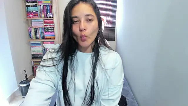 foxwen online show from July 16, 2026, 1:39 pm