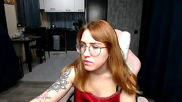 Reginasmilee online show from November 23, 2025, 1:38 am