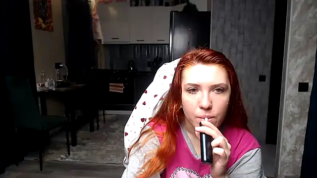 Reginasmilee online show from March 20, 2026, 3:44 am