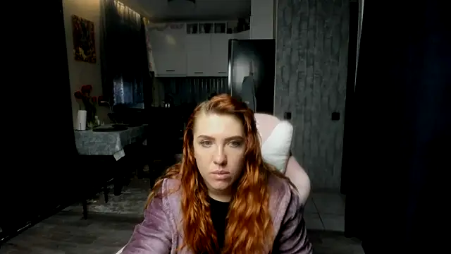 Reginasmilee online show from April 30, 2026, 2:51 am