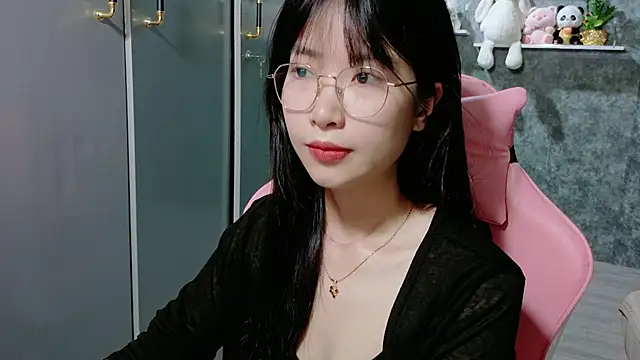 Suaiuu678 online show from June 23, 2026, 5:16 am