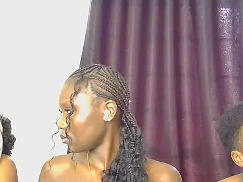 Snapshot of ebony_queen11 chatting on July 15, 2026, 1:27 pm ebony queen11 online show from July 15, 2026, 1:27 pm