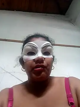 Snapshot of wildtulip0 chatting on June 26, 2026, 7:02 am wildtulip0 online show from June 26, 2026, 7:02 am