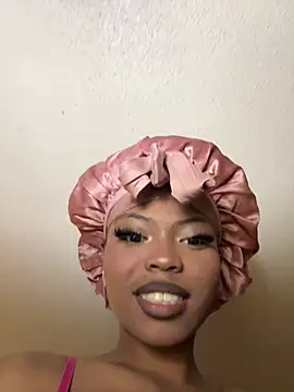 Jazminnfayy online show from June 29, 2026, 2:07 am