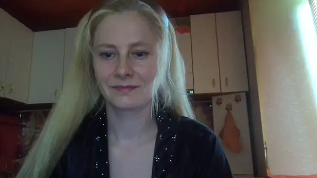 Vexieeka online show from July 15, 2026, 6:57 pm