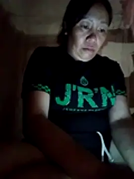 Snapshot of Moon_squirtt chatting on July 29, 2026, 1:42 pm Moon squirtt online show from July 29, 2026, 1:42 pm