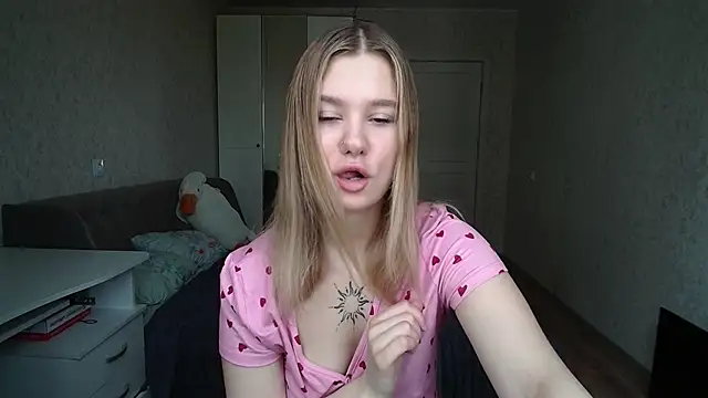 Snapshot of Janet_Chapman chatting on July 2, 2026, 5:02 am Janet Chapman online show from July 2, 2026, 5:02 am