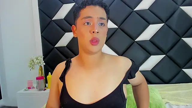 darian lafortezaa online show from June 25, 2026, 9:52 pm