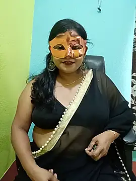 Snapshot of Sex18bhabi chatting on July 17, 2026, 11:06 am Sex18bhabi online show from July 17, 2026, 11:06 am