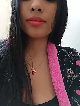 estrellaaa xxx online show from July 3, 2026, 8:04 pm