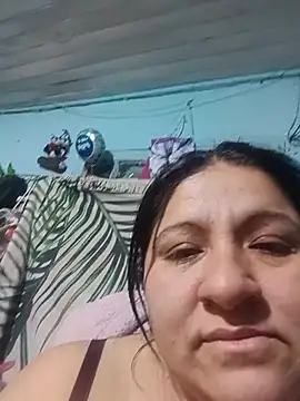 juguetina online show from July 13, 2026, 4:04 am