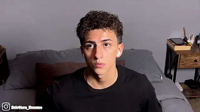 Snapshot of salvatore_romanoo chatting on July 3, 2026, 5:25 am salvatore romanoo online show from July 3, 2026, 5:25 am