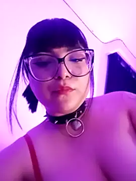 Snapshot of Raven_moon chatting on July 9, 2026, 4:49 am Raven moon online show from July 9, 2026, 4:49 am