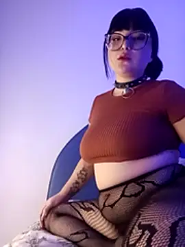 Snapshot of Raven_moon chatting on July 16, 2026, 10:10 am Raven moon online show from July 16, 2026, 10:10 am