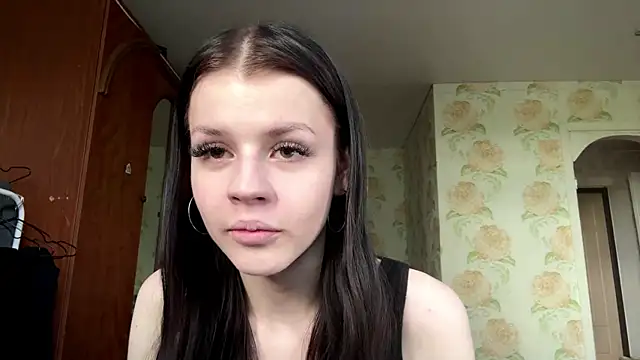 CecilyGraul online show from July 7, 2026, 2:10 pm