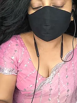 Snapshot of Your-Nitya chatting on July 28, 2026, 7:39 pm Your-Nitya online show from July 28, 2026, 7:39 pm